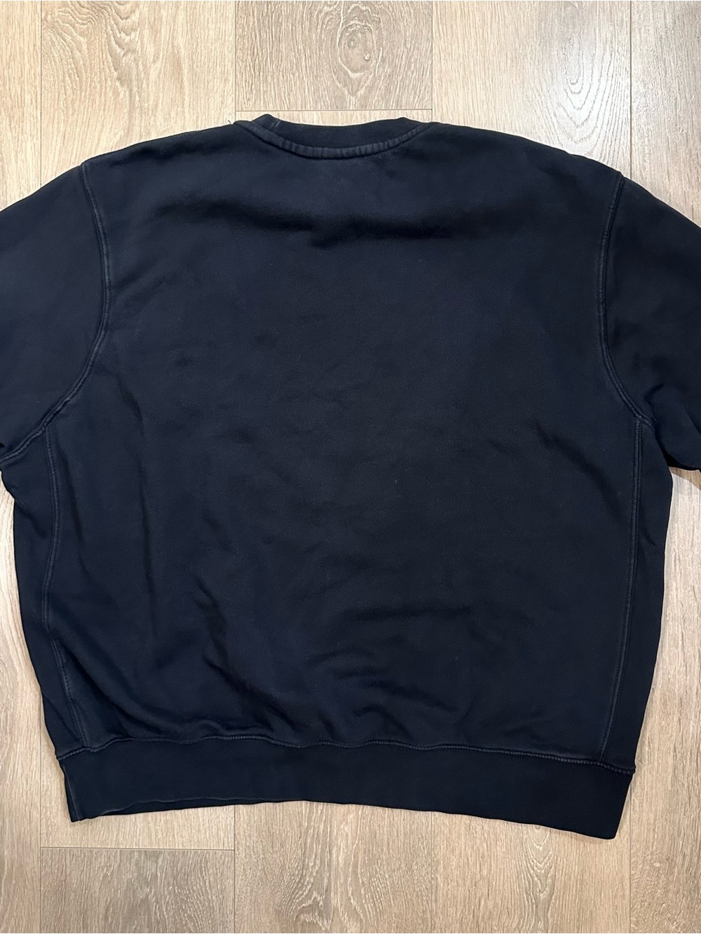 Rare Men’s Nike Black Crewneck Sweatshirt with Neon Outline Logo size XL - Picture 4 of 6